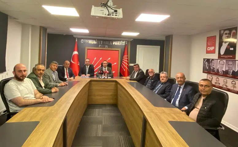 ‘Siyaset ve Hukuk Tarihimizde Benzeri Görülmemiş Karar’