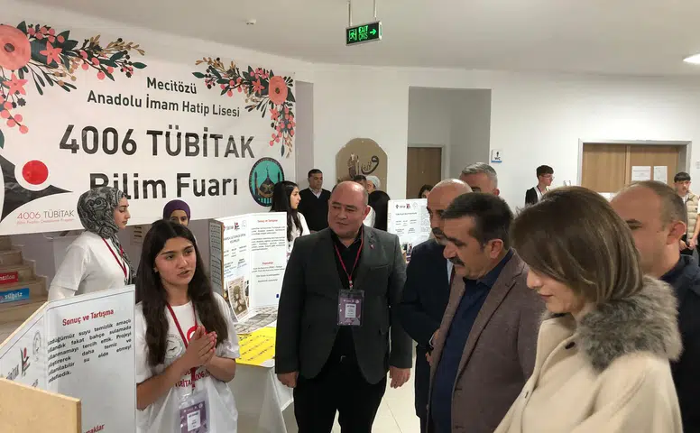 Mecitözü'nde 4006 Bilim Fuarı Açıldı