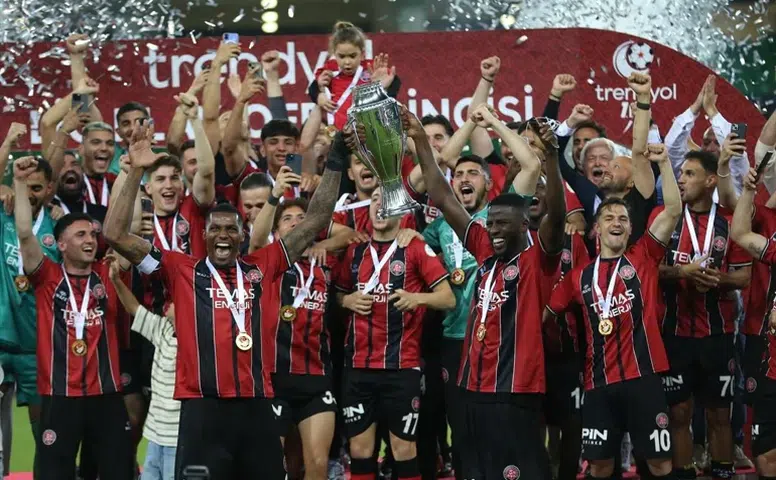 Son 10 Yılın Play-Off Şampiyonları Kim ?
