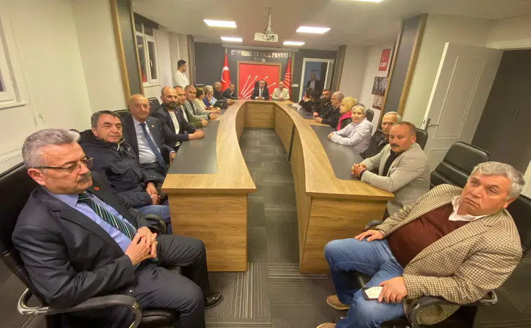 CHP’de Nöbet Var