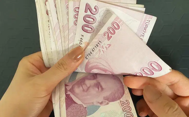 Hesaplar Değişti, Memur Maaşı İçin Konuşulan Rakam Bu Haberde
