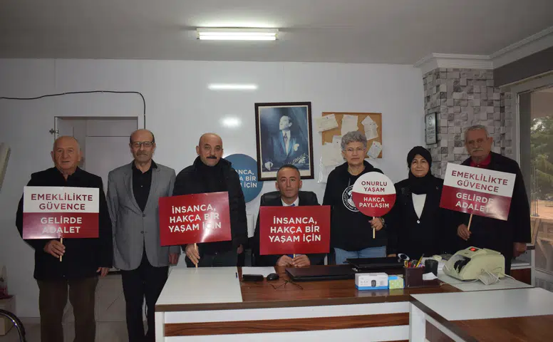 Emekliler Seyyanen Zam İstiyor