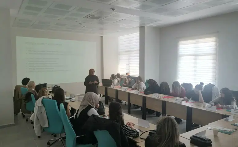 Sağlık Personeline Yenidoğan Sağlığı Anlatıldı