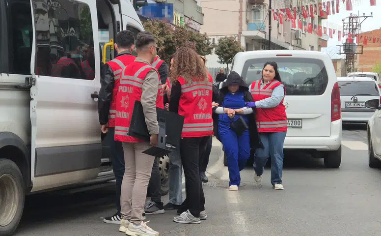 Güzellik Merkezi Maskesiyle Hesapları Boşalttılar