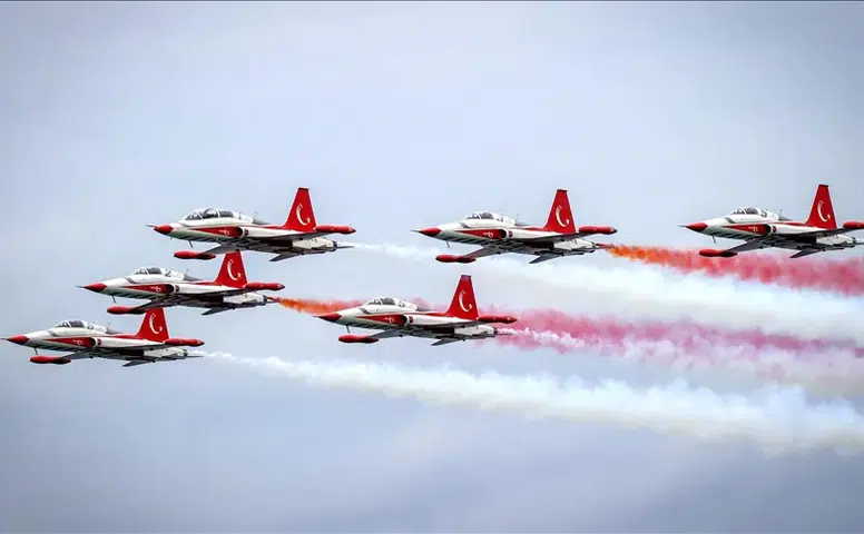 Türk Yıldızları 16:00’da Çorum Semalarında
