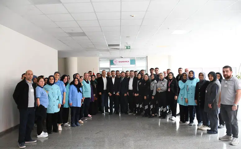 Hastanede 1 Mayıs Kutlaması