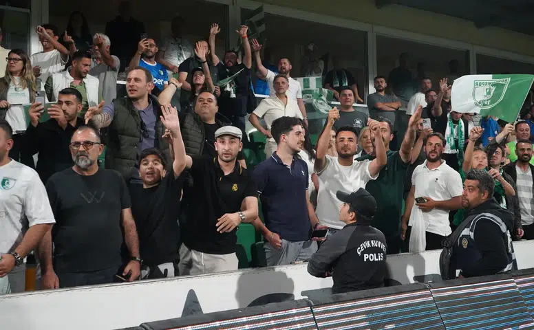 Burak’tan Eski Takıma Ağır Sitem
