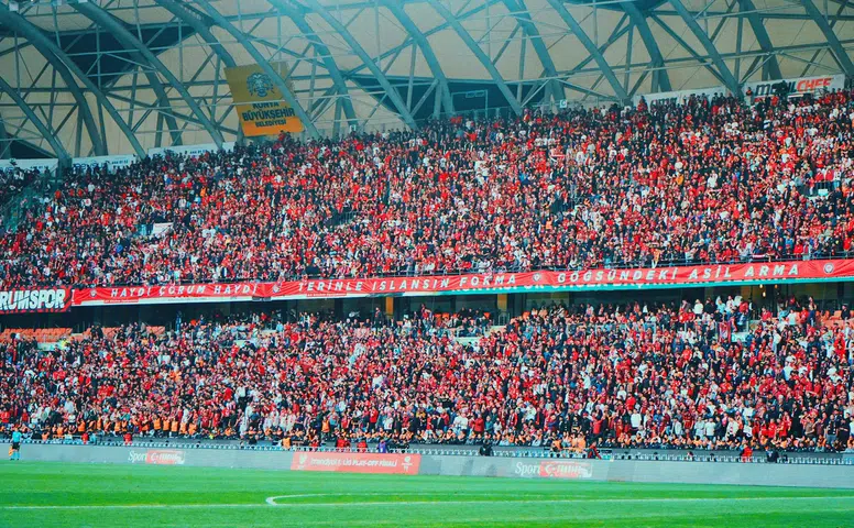 Kırmızı-Siyahlılar Kaç Farklı Şehire Gidecek, Kaç Kilometre Yapacak ?