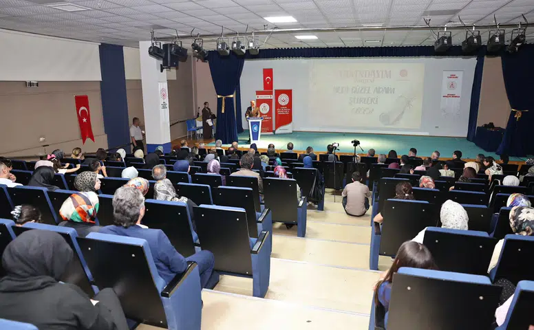 Çocuklardan Şiir Dolu Gece