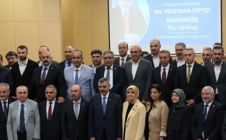 Bakan Çiftçi, Çorum'da Fahri Hemşehrilik Berat Töreninde Konuştu