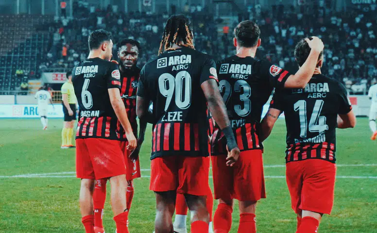 Kırmızı-Siyahlıların Gol Ayaklarında Değişim Gündemde