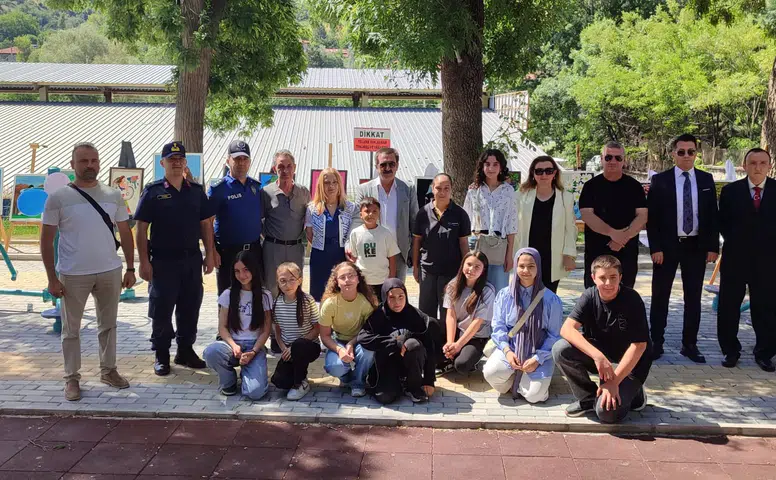 Geleceğin Nefesleri Resim Sergisi Açıldı