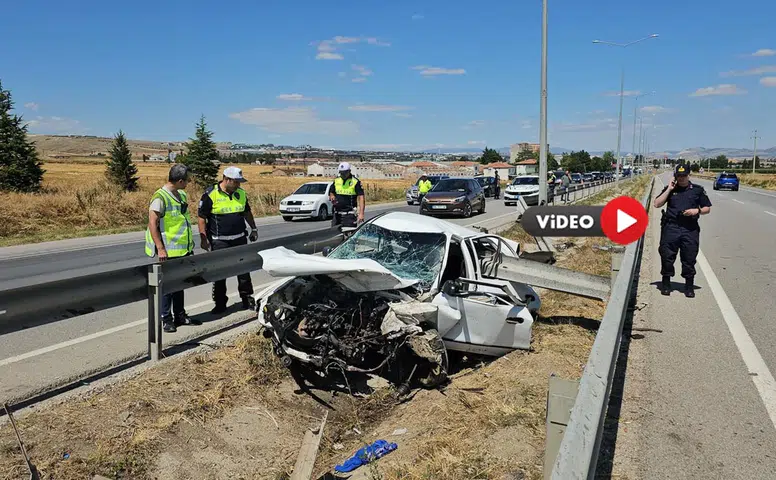 Çorum Ankara Karayolunda Feci Kaza