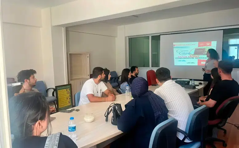 Evlilik Hazırlığı Yapan Gençlere Uzmanından Eğitim
