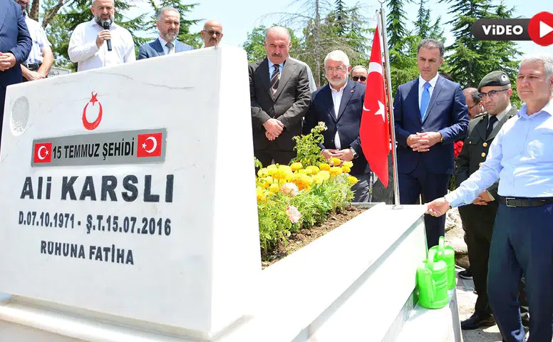 15 Temmuz Şehidi Kabri Başında Anıldı