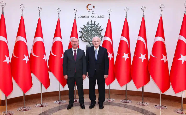 İsmail Kahraman’dan Çorum Valiliğine Ziyaret
