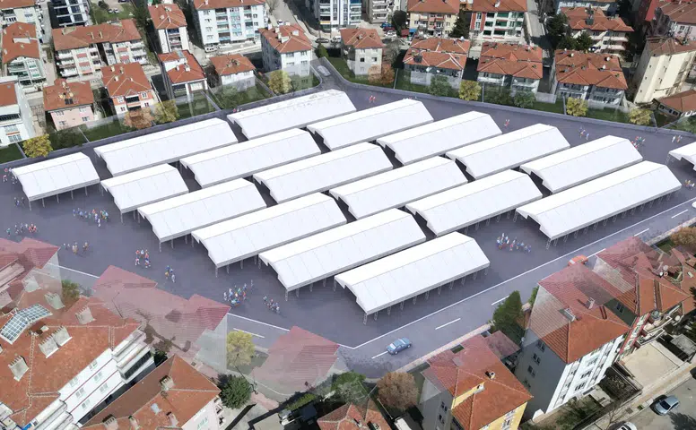 Cumartesi Pazarının Üzeri Kapatılıyor