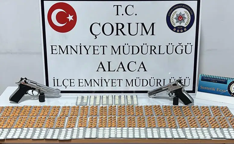 Yüzlerce Uyuşturucu Hap Ele Geçirildi, İşte Detaylar