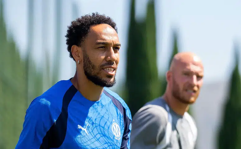 Kulüpten Ilk Resmi Açıklama: Aubameyang ile …