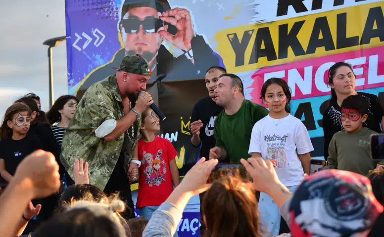 Özel Bireyler Rap Konserinde Doyasıya Eğlendi