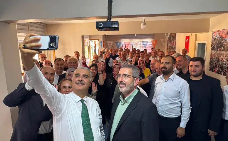 Ahlatcı, İlçelerin Taleplerini Yerinde Dinliyor