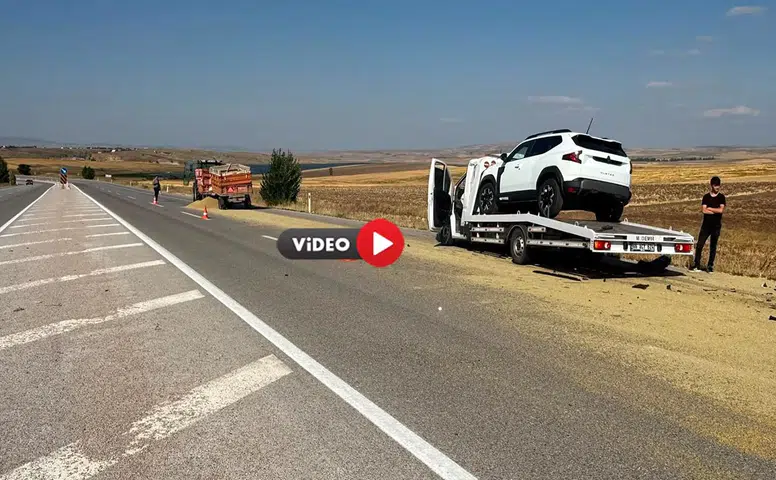 Çekici Traktöre Arkadan Çarptı