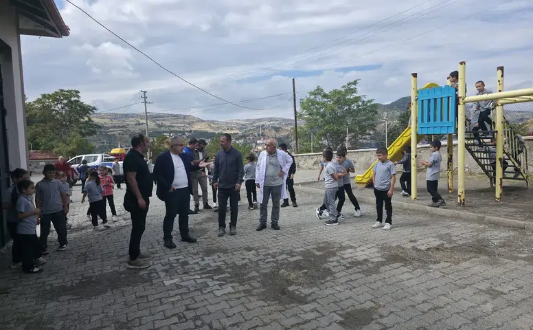 Başkan Ünlü, Eğitim Camiasıyla Buluştu