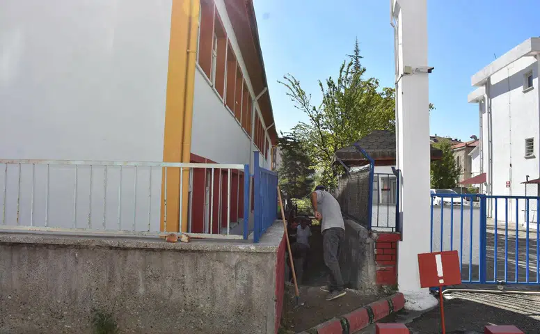 Ulaşımı Kolaylaştıran Yeni Yaya Yolu