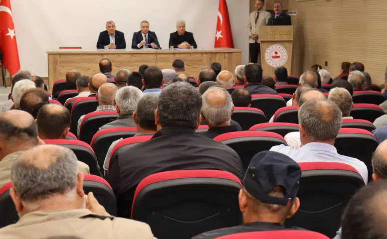 Alaca'da Muhtarlar Toplantısı Yapıldı