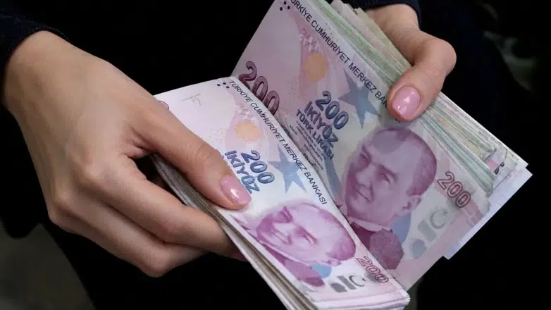 Uzman isimden ev ve araba alacaklara uyarı