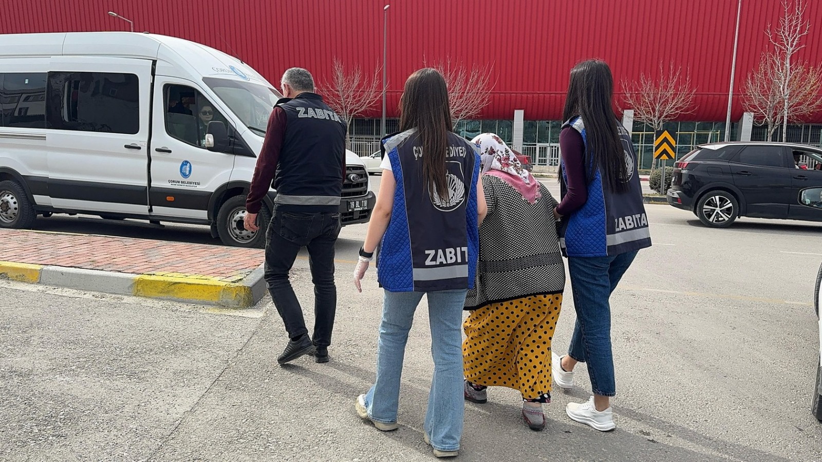 Çorum’da Zabıta Denetime Çıktı, Dilenciler Yakalandı (2)