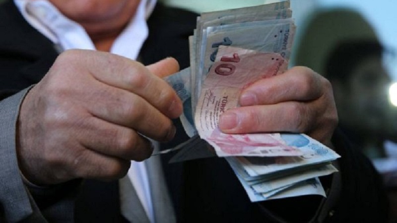 Emekli aylıkları için flaş karar: Artık bu yolla fazla para almaları yasaklanacak 8