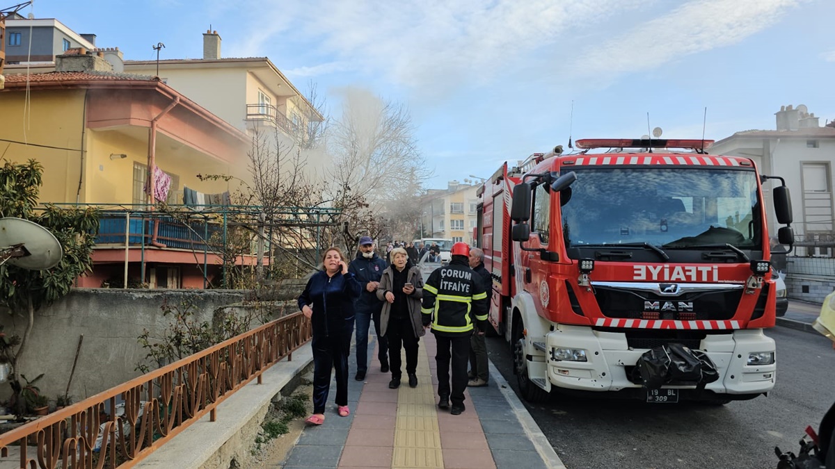 Yaşlı Çiftin Evi Küle Döndü (1)