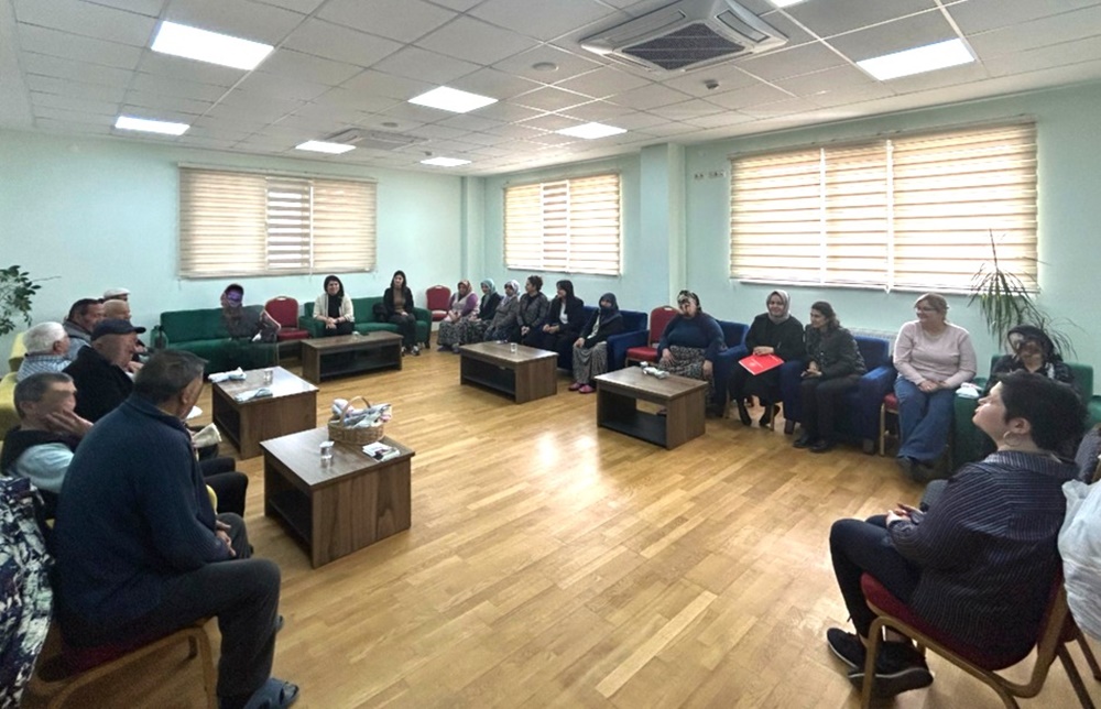 Yaşlılar Haftası’nda Anlamlı Ziyaret (1)
