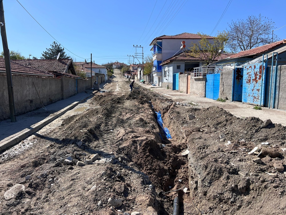 Altyapı Yenileniyor, Yollar Düzenleniyor (1)