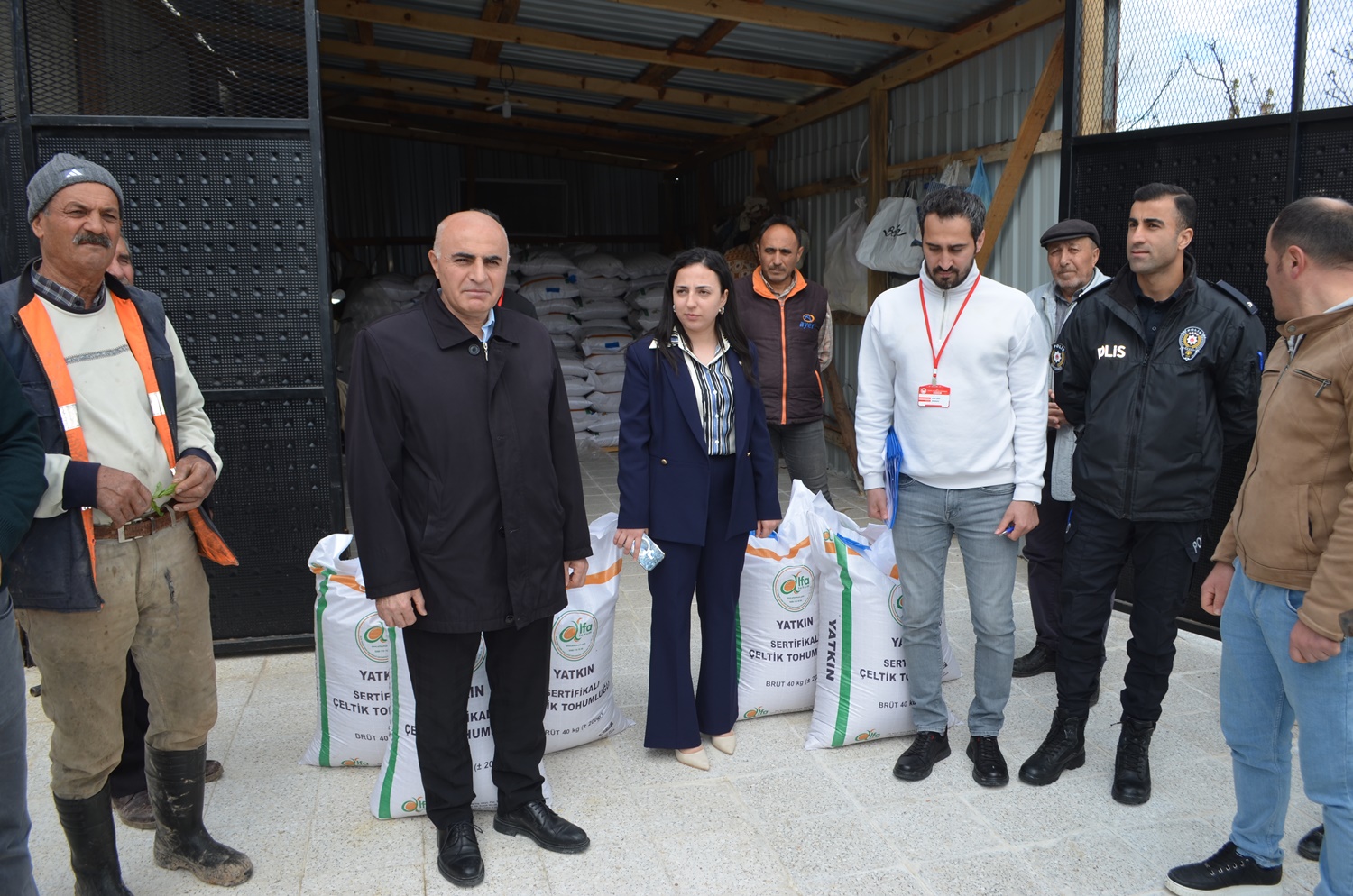 Çiftçilere 6 Bin 350 Kilogram Tohum Dağıtıldı (1)