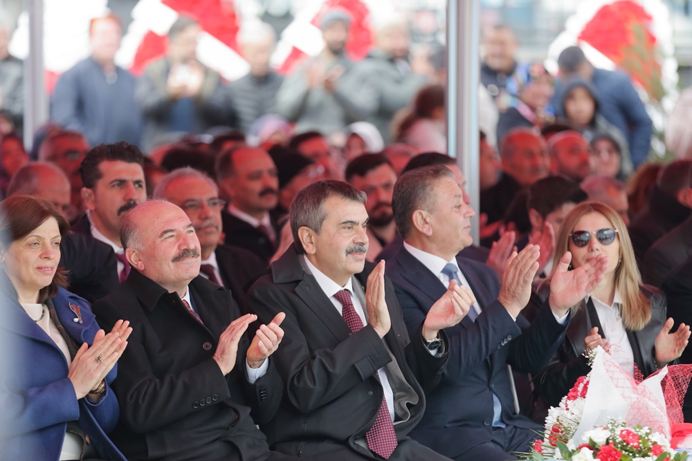 Derslik Sayısının Artmasında Hayırseverlerin Katkısı Büyük’ (2)