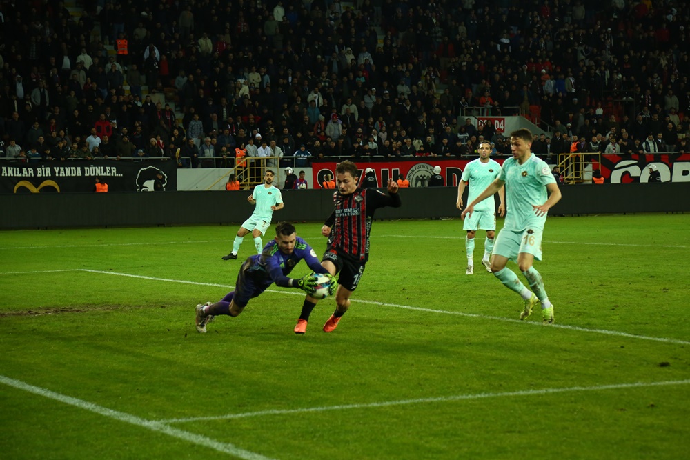 Pes Etmek Ne Demek Bilmiyorlar 12