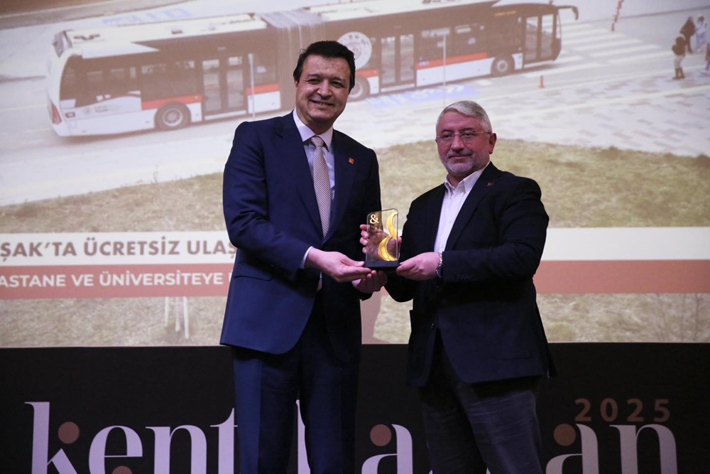 Yılın Belediye Başkanı Seçildi (2)