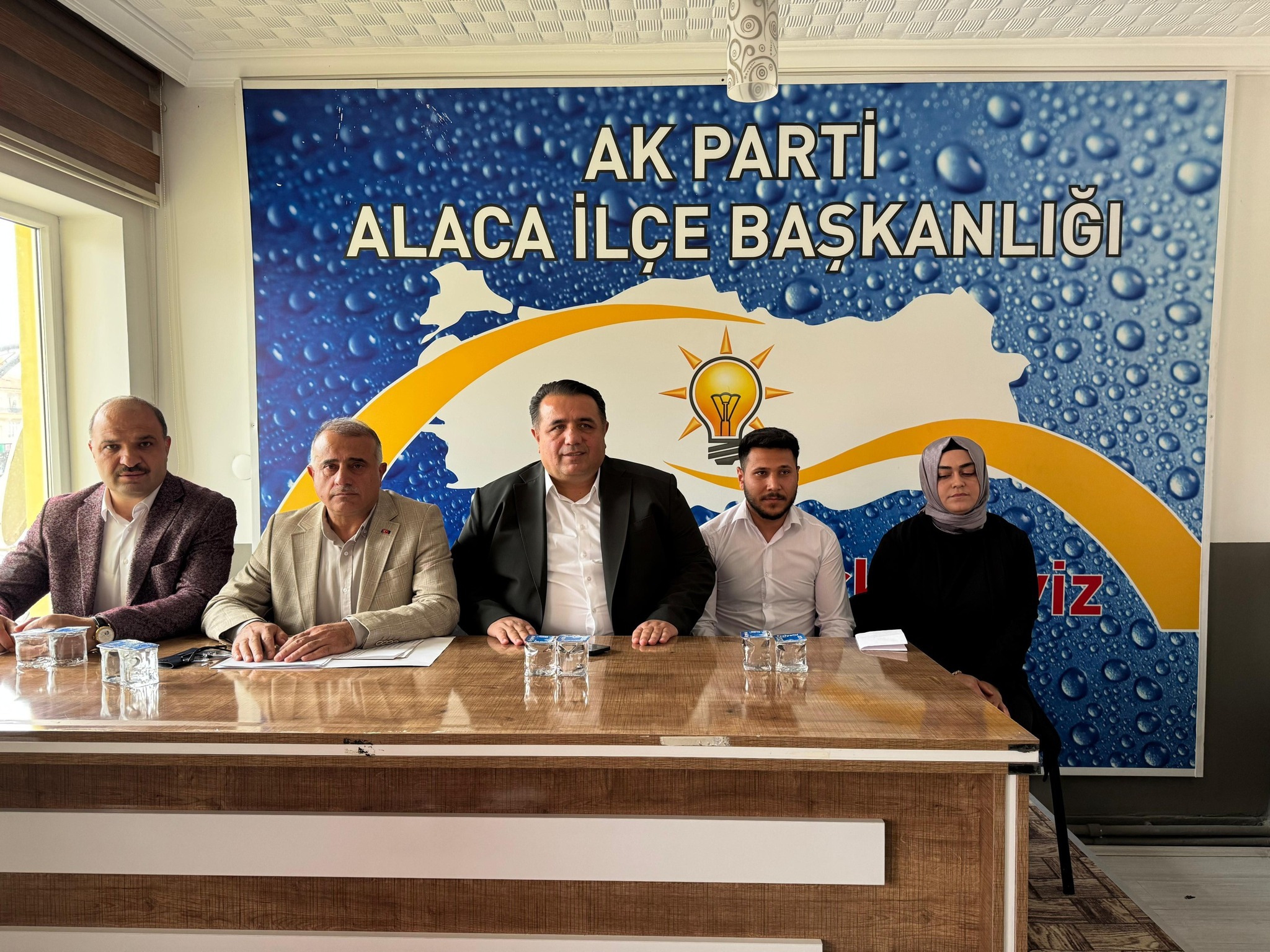 Ak Parti’de Teşkilat Çalışmaları Masada (2)