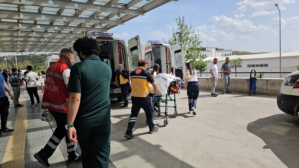 Ambulans Helikopter Asena Için Havalandı (1)