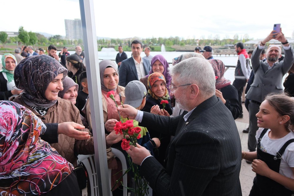 Aşgın Hayallerimizi Bir Bir Gerçekleştiriyoruz (4)