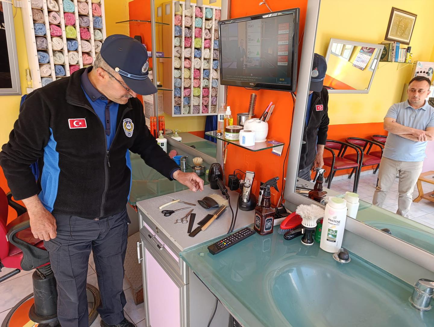 Bayram Öncesi Kuaför Ve Berberlere Denetim (2)