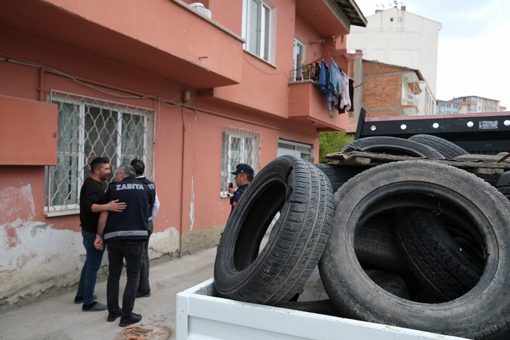 Engele Geçi̇t Yok (4)