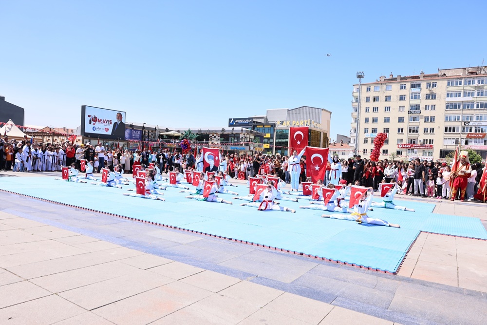Gençler Doyasıya Eğlendi (4)