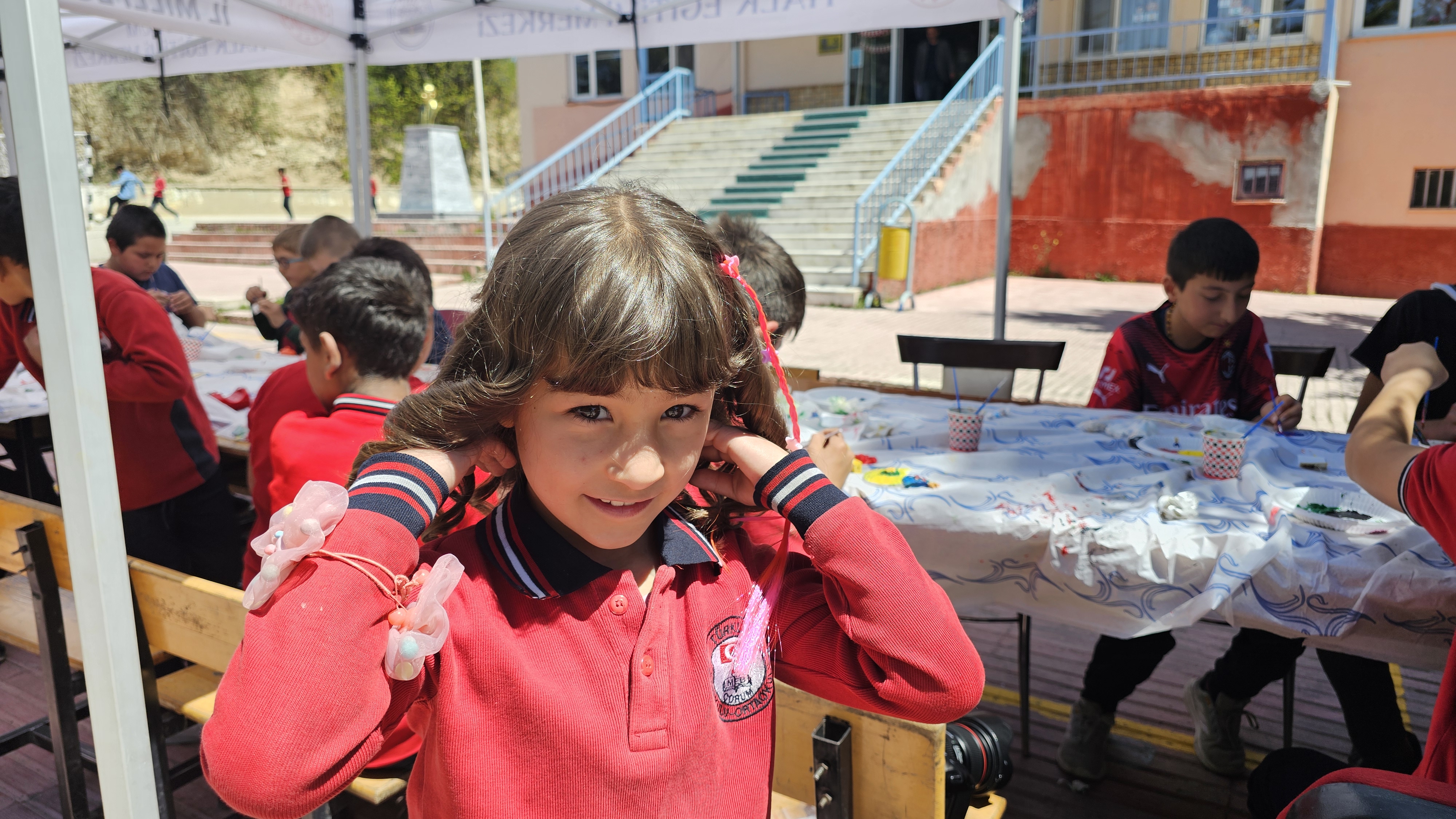 Köy Çocuklarının Hayatına Dokunuyorlar (7)