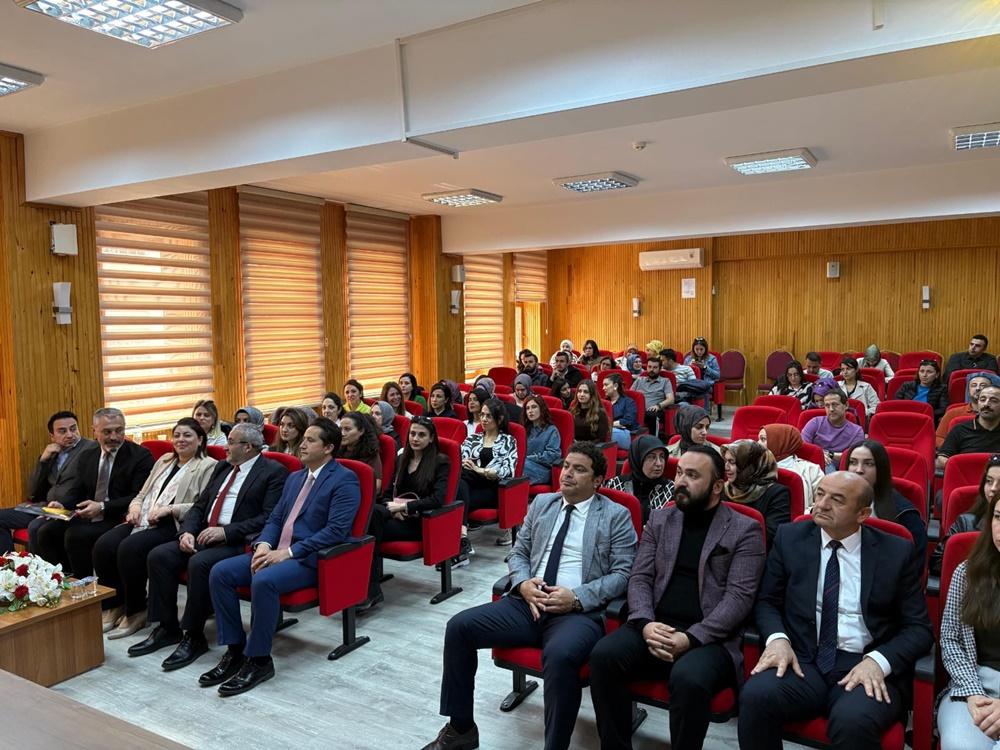 Mağdur Psikolojisi’ Konulu Söyleşiye Yoğun Ilgi (1)