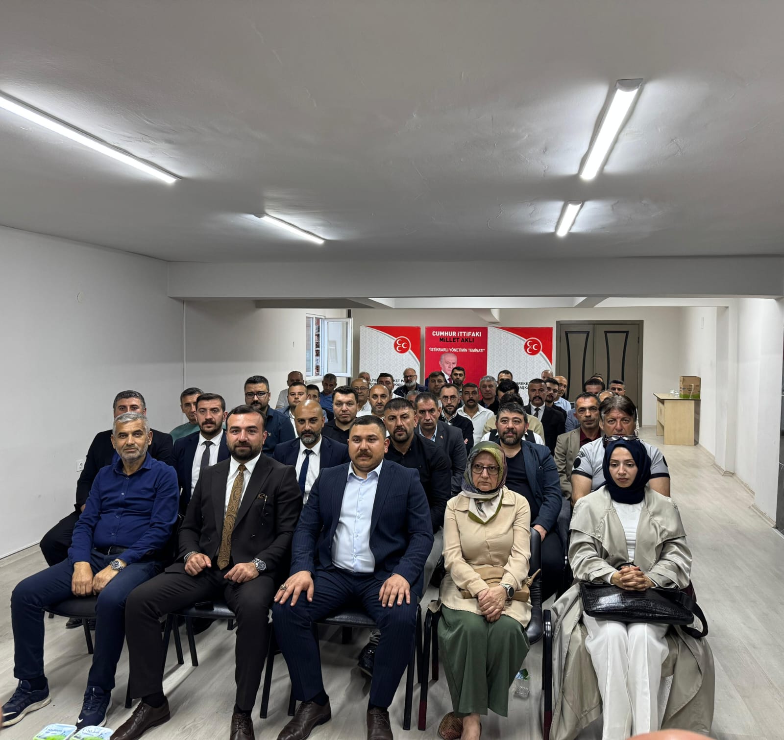 Mhp Binası Taşınıyor (2)