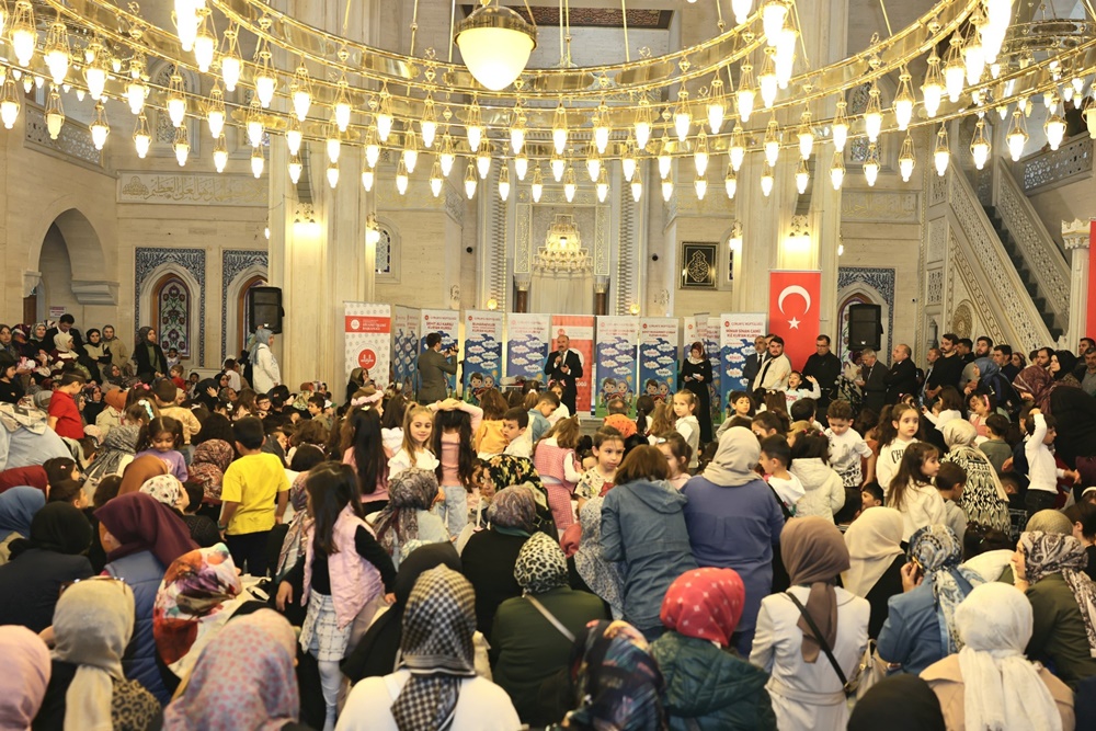 Miniklerin Mezuniyet Sevinci (5)