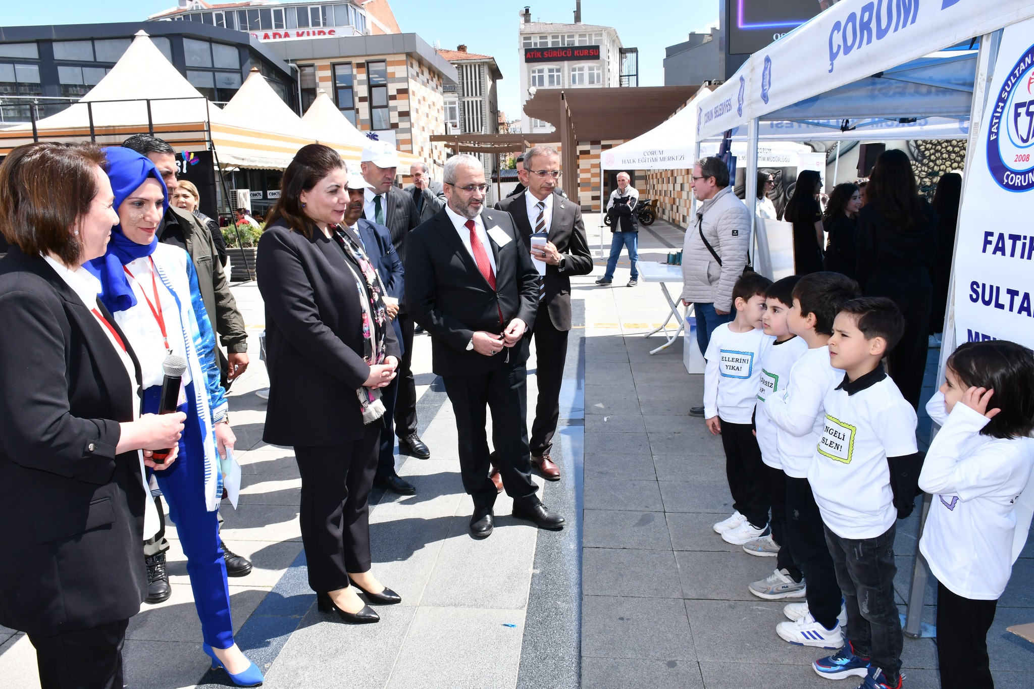 Öğrencilerin Projeleri Meydanda Görücüye Çıktı (4)